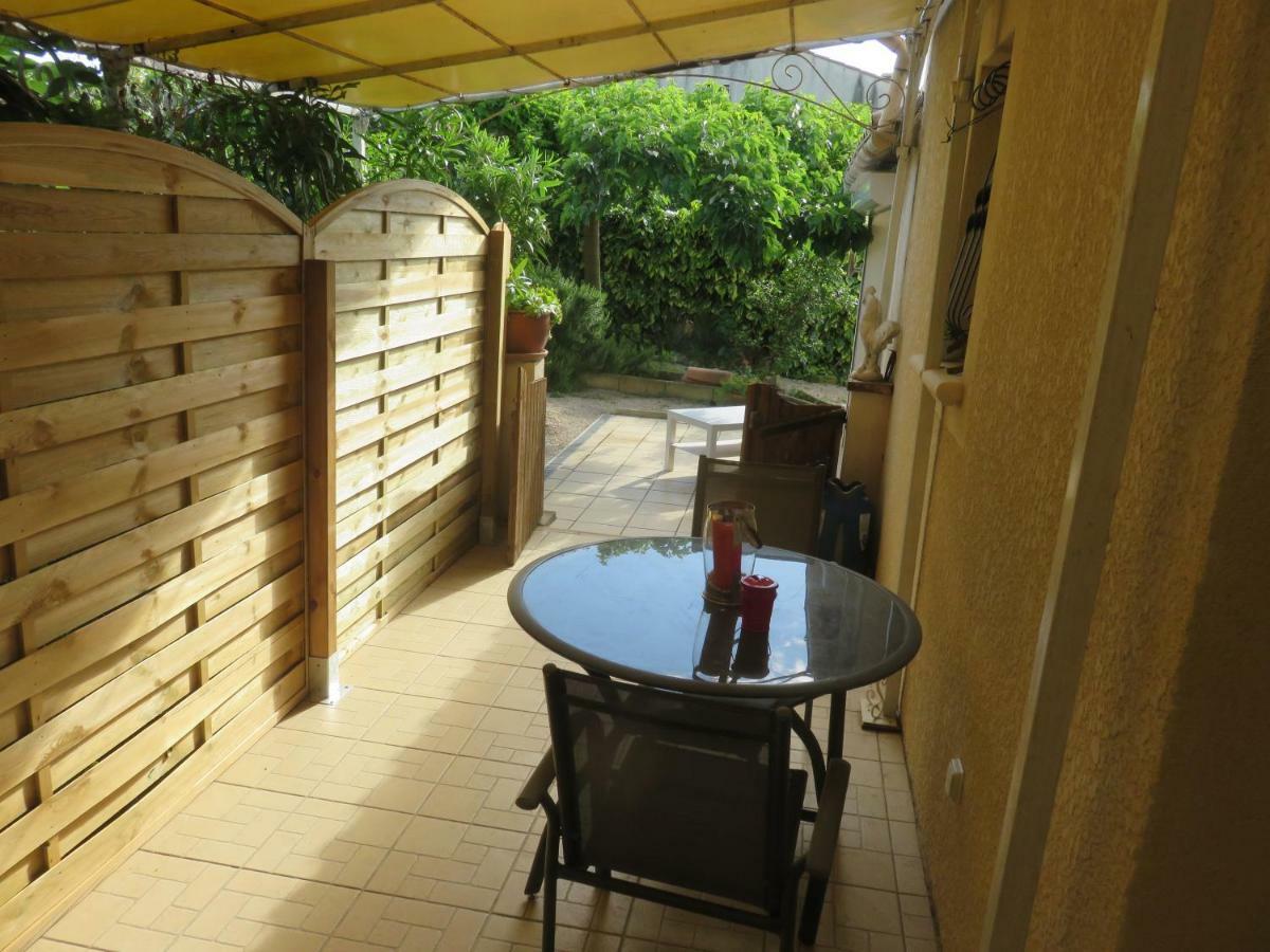 Charmant Appartement Saint Gely Cornillon Exterior foto